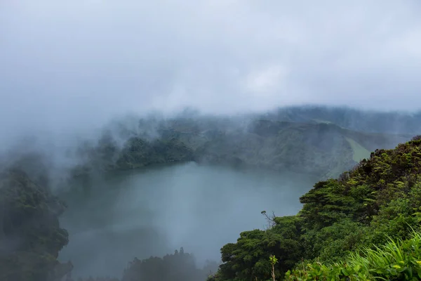 Lago Profondo Nell Isola Flores Arcipelago Delle Azzorre Portogallo Laguna — Foto Stock