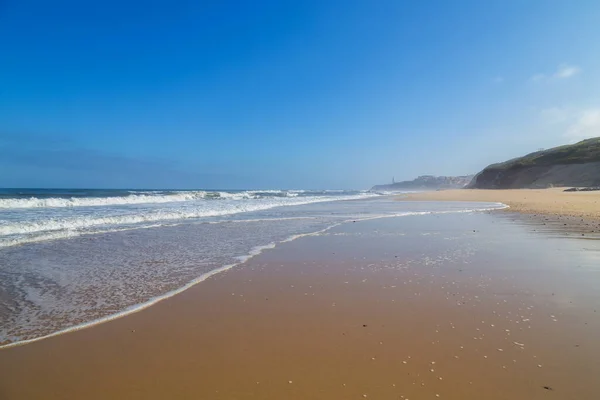 ชายหาดท างเปล สวยงาม ใกล บเซา มาร นโฮ ปอร โปรต เกส — ภาพถ่ายสต็อก
