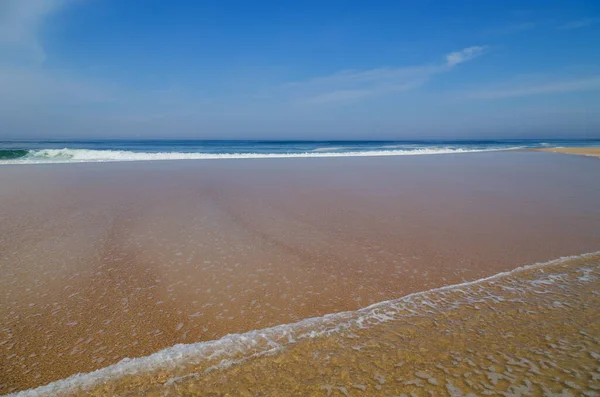 Piękna Pusta Plaża Niedaleko Aveiro Portugalia — Zdjęcie stockowe