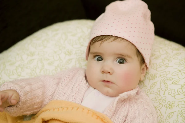 Retrato de bebê jovem — Fotografia de Stock