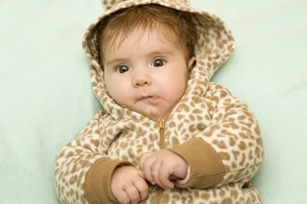 Retrato de bebê jovem — Fotografia de Stock