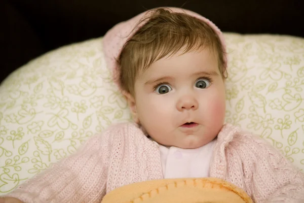 Retrato de bebê jovem — Fotografia de Stock