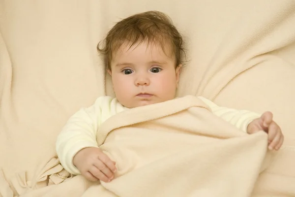 Ung baby porträtt — Stockfoto
