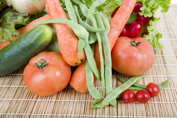 Produtos hortícolas frescos — Fotografia de Stock