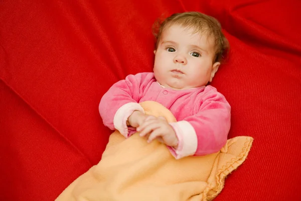 若い赤ちゃんの肖像画 — ストック写真