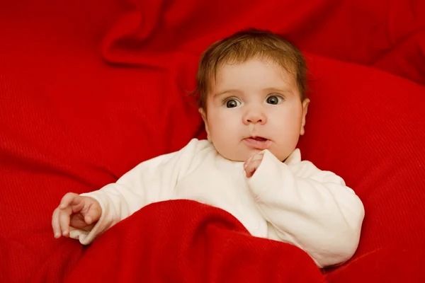 Retrato de bebê jovem — Fotografia de Stock