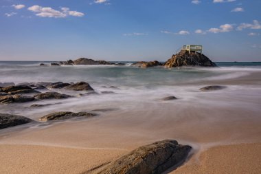 Portekiz 'in kuzeyinde, Vila do Conde' de, Olinda plajında uzun süre açık kalmış.
