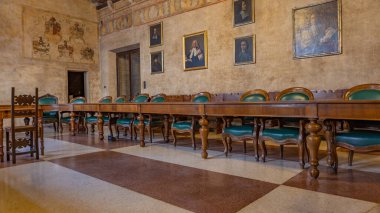 Padua, İtalya: İtalya 'nın Padua Üniversitesi' ndeki Bo Sarayı 'nda toplantı salonu