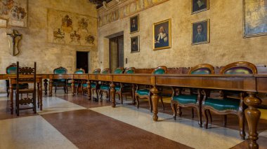 Padua, İtalya - İtalya 'daki Padua Üniversitesi Bo Sarayı' nda toplantı salonu