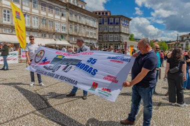 Guimaraes, Portekiz: Portekiz 'de 1 Mayıs, İşçi Bayramı, Guimaraes, Portekiz' de Kutlama ve Protesto