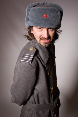 Rus askeri, studio resim olarak giyinmiş genç adam