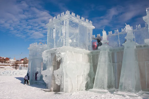 PERM, Russia, February, 06.2016: beautiful ice sculptures on the — Stock Photo, Image