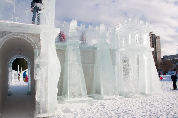 PERM, Russia, February, 06.2016: beautiful ice sculptures on the — Stock Photo, Image