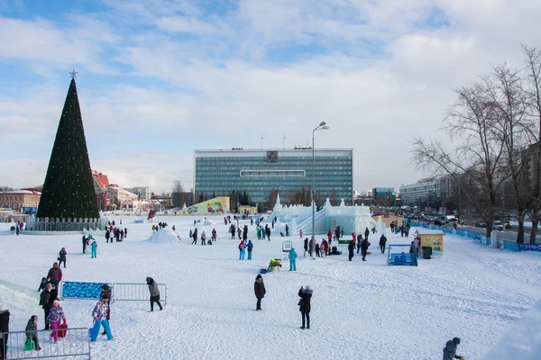 PERM, Russia, February, 06.2016: Icy new year's town on the Espl — Stock Photo, Image