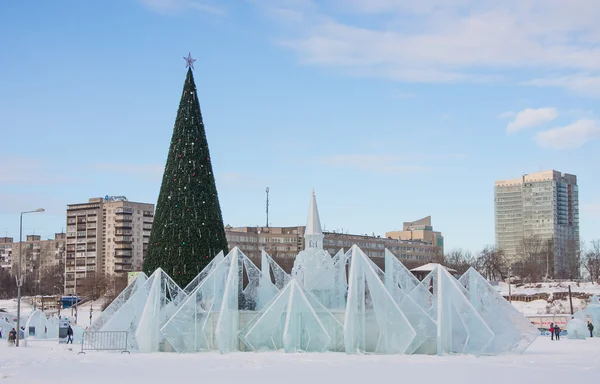 PERM, Russia, February, 06.2016: Icy new year's town on the Espl — Stock Photo, Image