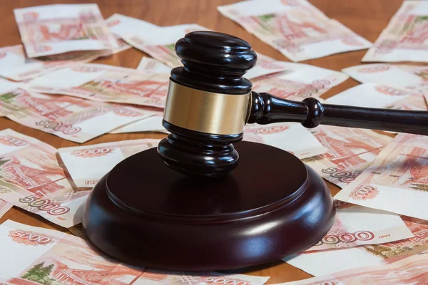 Tokmak ve beş bininci Rus parası