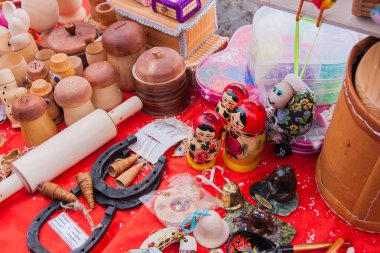 Perm, Rusya - 13 Mart 2016: Hediyeler ve Hediyelik eşya satışı 