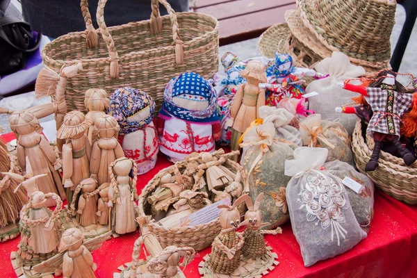 Dauerwelle, Russland - 13. März 2016: Verkauf von Geschenken und Souvenirs — Stockfoto