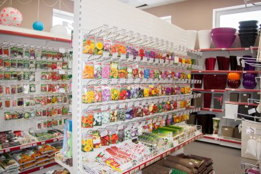 Perm, Rusya - Mart 04.2016: ekonomik alışveriş mallar