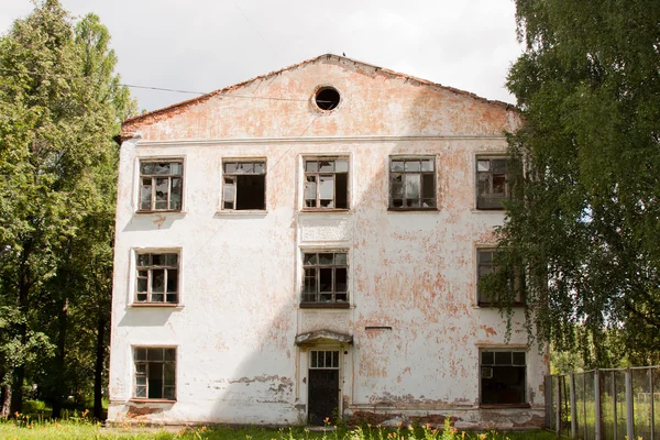 Vernietigde gebouw — Stockfoto