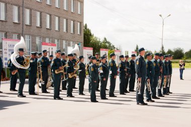 Perm, Rusya, Temmuz 04.2015:Military Orkestrası ve bir toplantıda