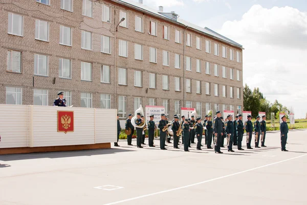 PERM, RUSSIE, JUILLET 04.2015 : Orchestre militaire à une réunion de cinq — Photo