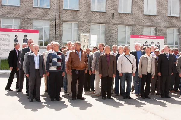 在盛大欢迎退伍军人的烫发，俄罗斯，7 月 04.2015:People — 图库照片