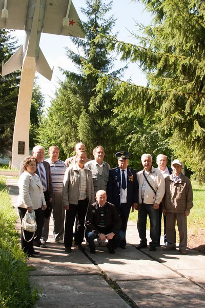 PERM, RUSSIE, 04.07.2015 : Les gens prennent des photos lors d'une réunion de — Photo