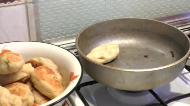 Kadın etli turtalar patates kızartması