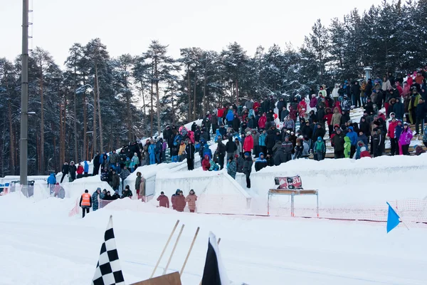 Perm, Ryssland, januari 17.2016 Bilspel på stadion "Locomot — Stockfoto