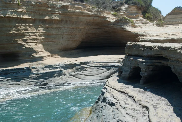 Caverna de pedra — Fotografia de Stock