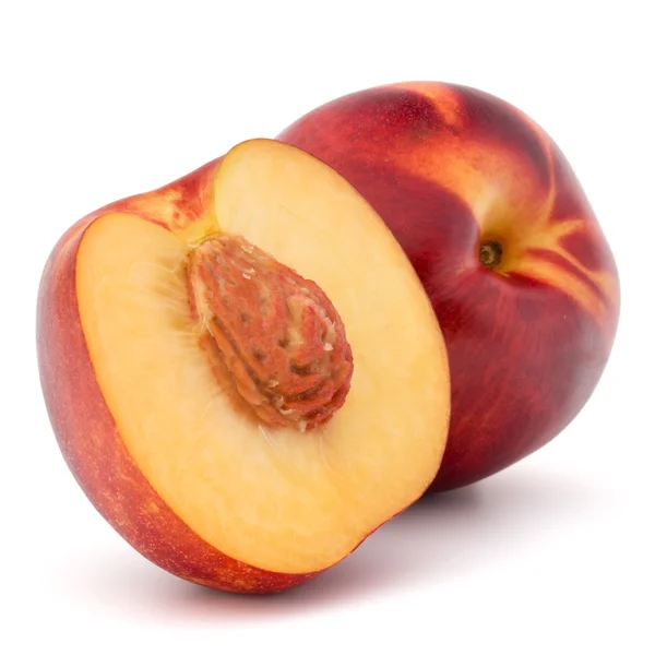 Nectarines geïsoleerd op wit — Stockfoto