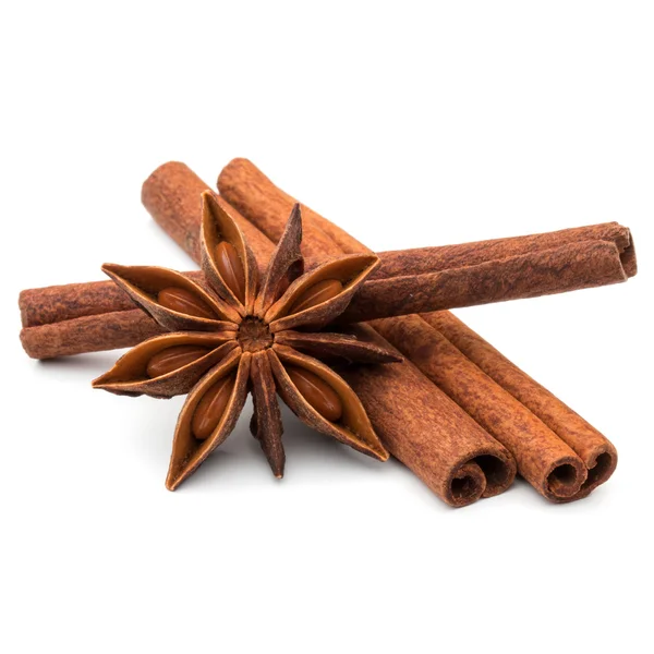 Cinnamon sticks and star anise — Stock Photo, Image