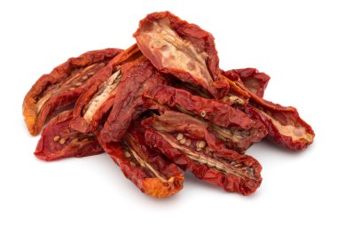 Beyaz üzerine kurutulmuş domates