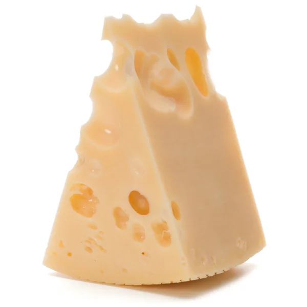 Bloque de queso sobre blanco —  Fotos de Stock