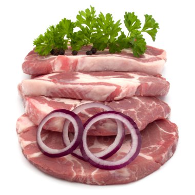 pişmemiş domuz eti