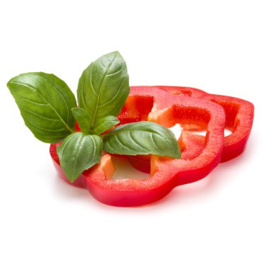 Kırmızı biber ve fesleğen 