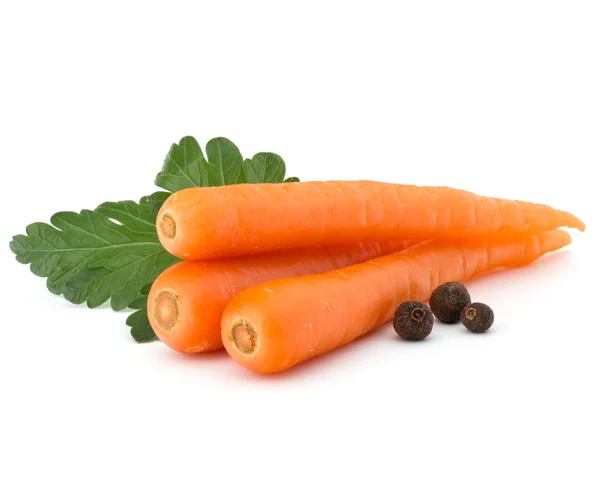 Сырые морковные клубни — стоковое фото
