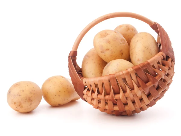 Potato tubers  in wicker basket — Stock Photo, Image