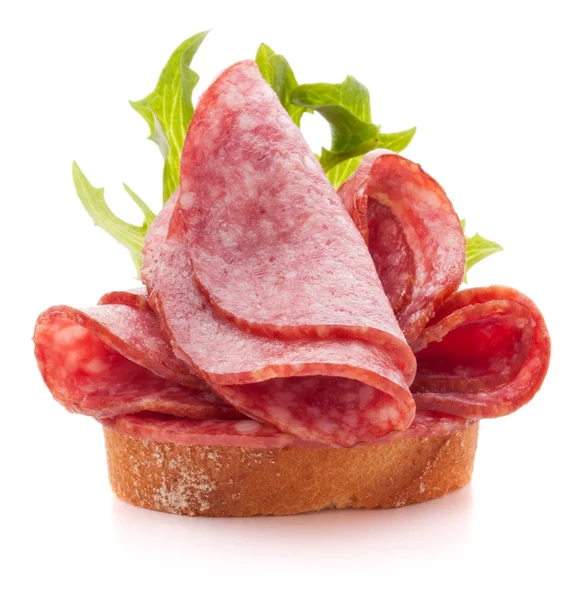 Sandwich dengan sosis salami — Stok Foto