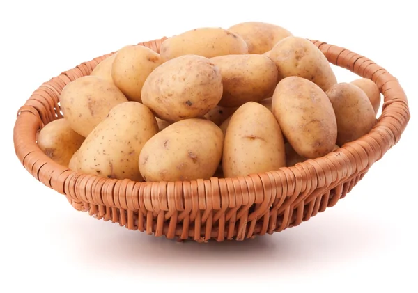 Potato tubers  in wicker basket — Stock Photo, Image