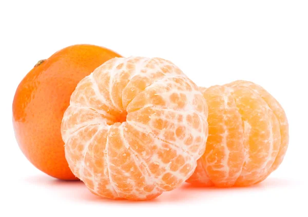 Mandarina pelada o fruta de mandarina — Foto de Stock