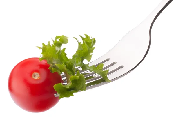 Salat und Kirschtomaten auf Gabel — Stockfoto