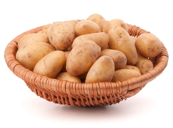 Potato tubers  in wicker basket — Stock Photo, Image