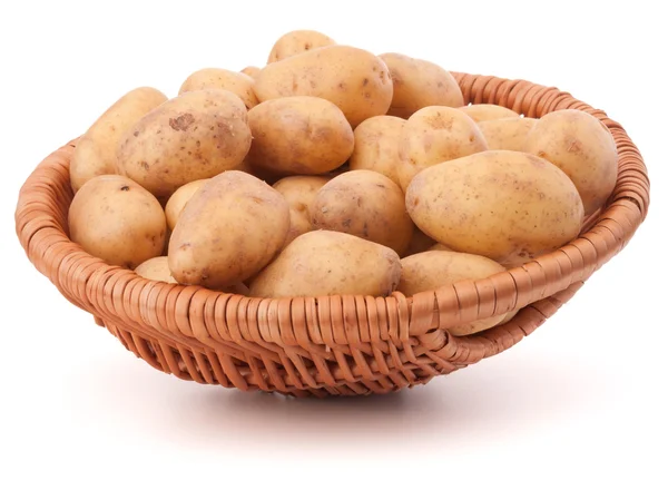 Potato tubers  in wicker basket — Stock Photo, Image