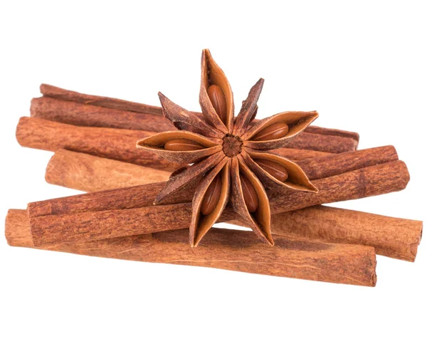 Cinnamon sticks and star anise — Stock Photo, Image