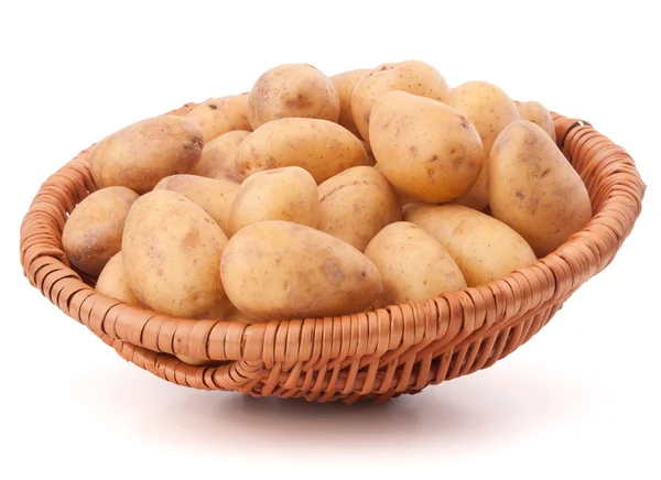 Potato tubers  in wicker basket — Stock Photo, Image