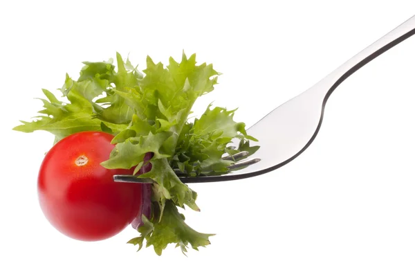 新鲜的沙拉和樱桃番茄上叉 — 图库照片