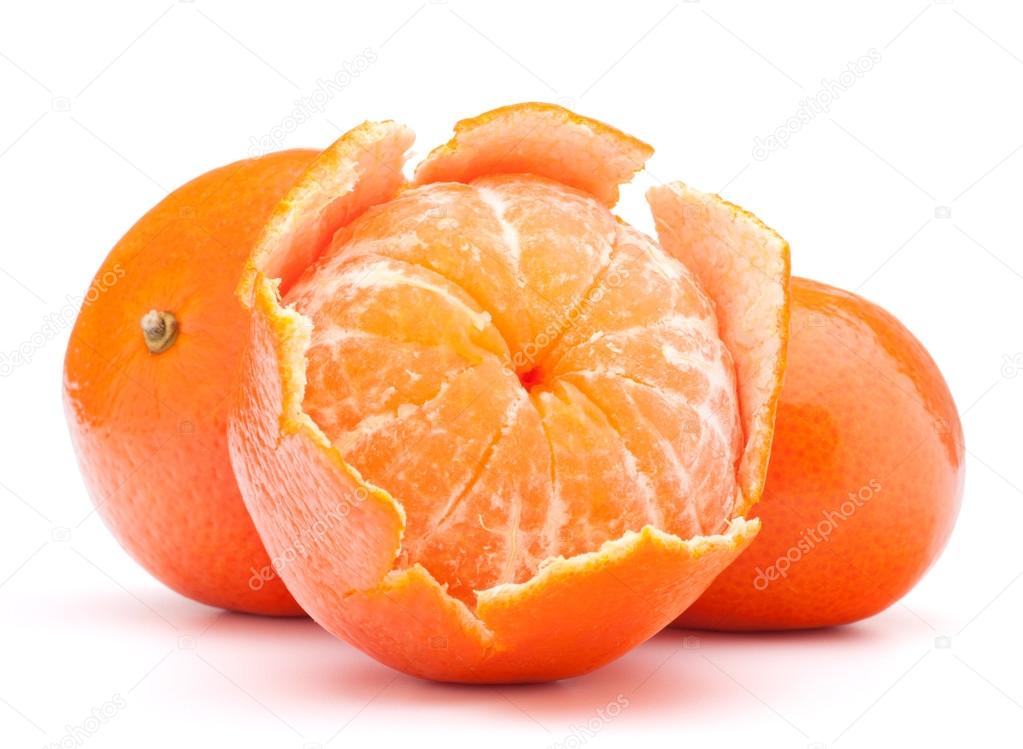 Peeled and full tangerines
