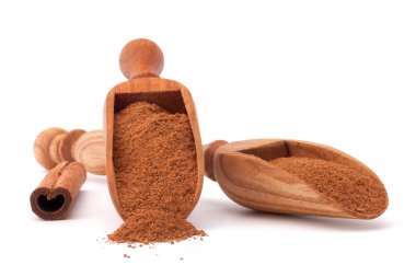 Ahşap Kepçe içinde zemin toz tarçın